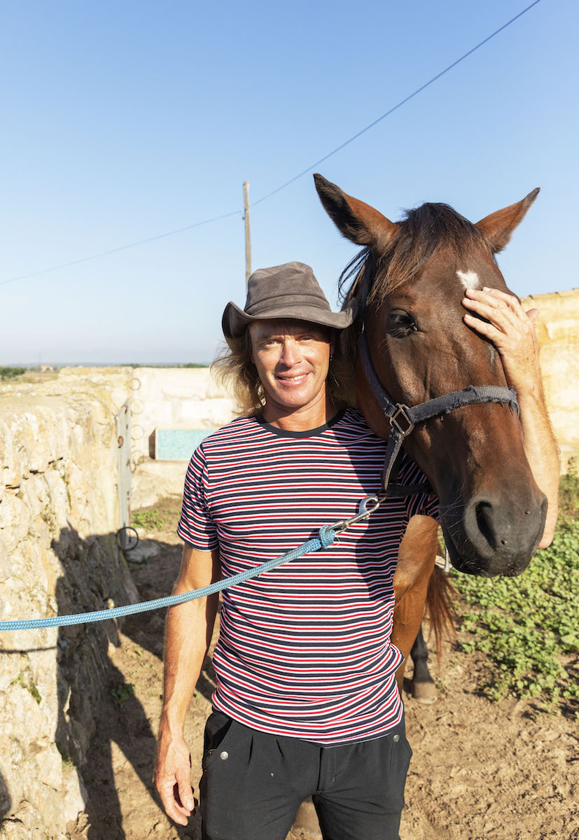 Mallorca, Es Trenc, riding tours Sa Barrala, riding with Pedro, in the grounds of the private finca, past salt lakes, pine forests and along the beach Es Trenc. With author Jutta Christoph and Dorothee Teichmann.